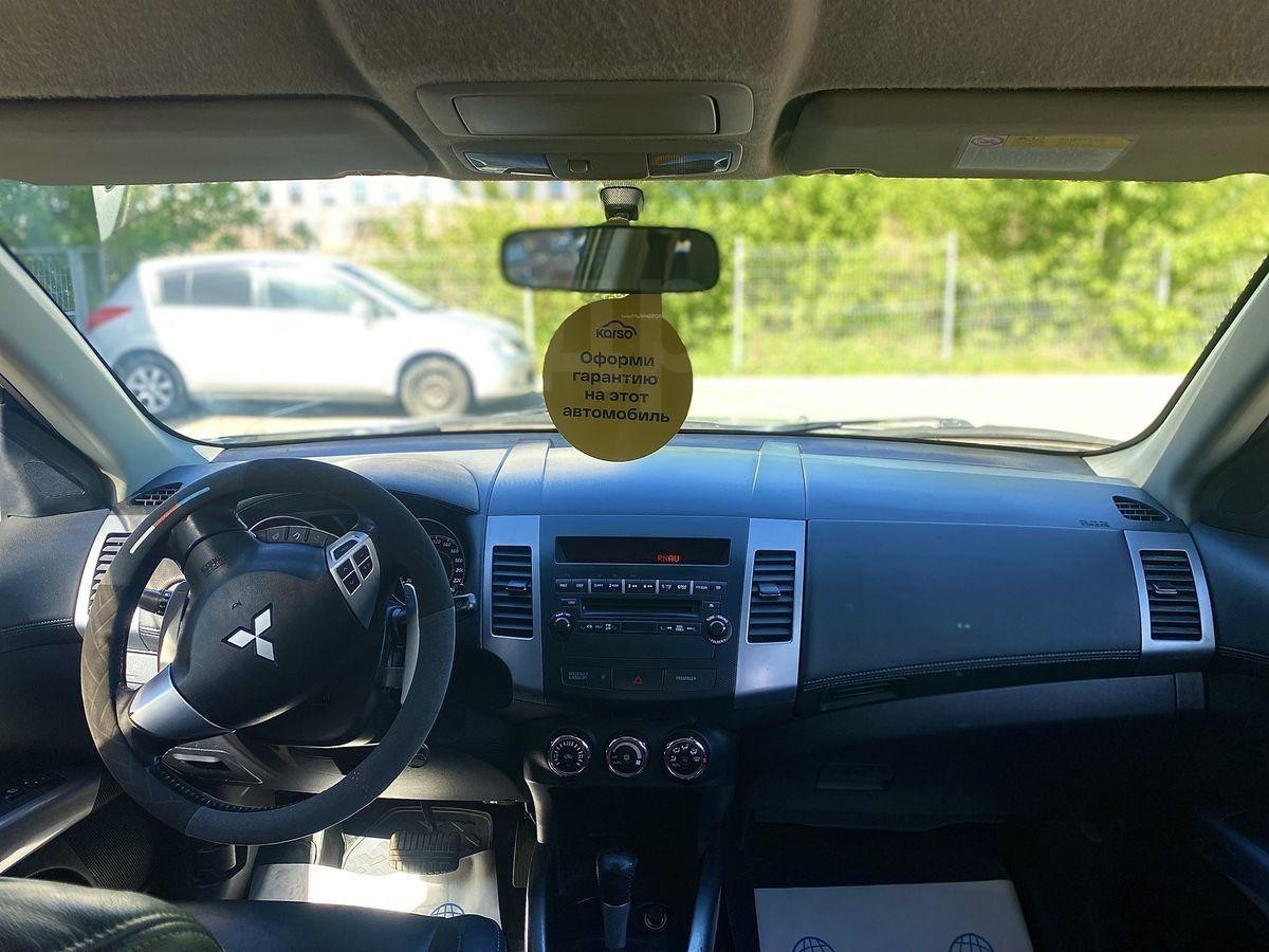 Mitsubishi Outlander 2010